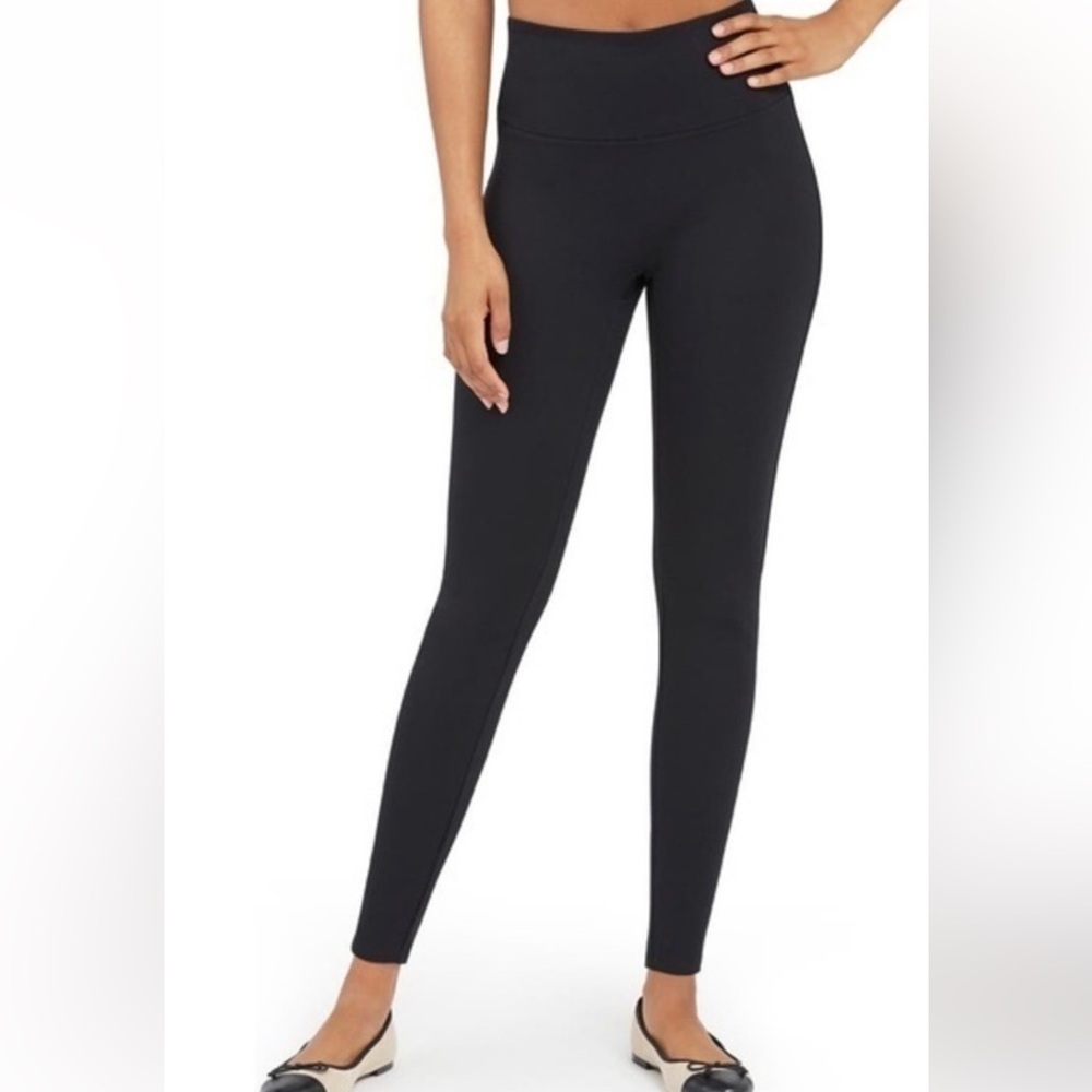 New without Tags Women's Spanx Classic Black High-Waisted Ponte Leggings size M